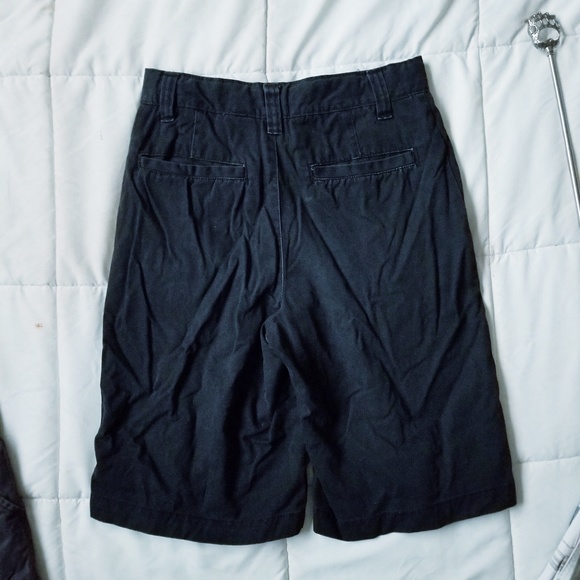 Basic Editions 12 - Picture 2 of 4